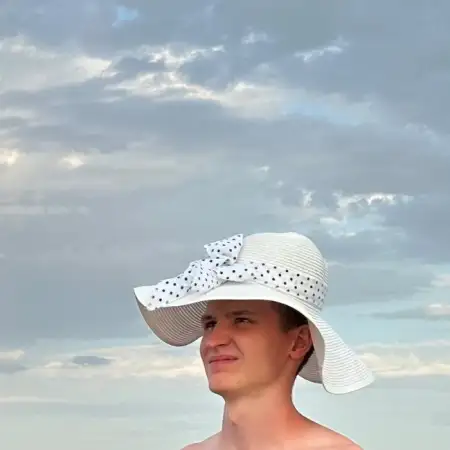 Dan, 22Талғар, Қазақстан