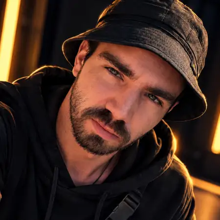 Alex, 28Алматы, Қазақстан 