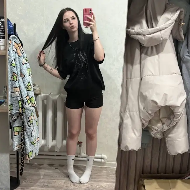Asya, 21