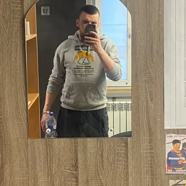 Ivan, 25