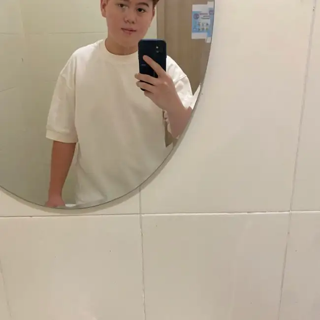 Nurzhan, 18